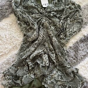 Zara Gray Ruched Ruffled Blouse